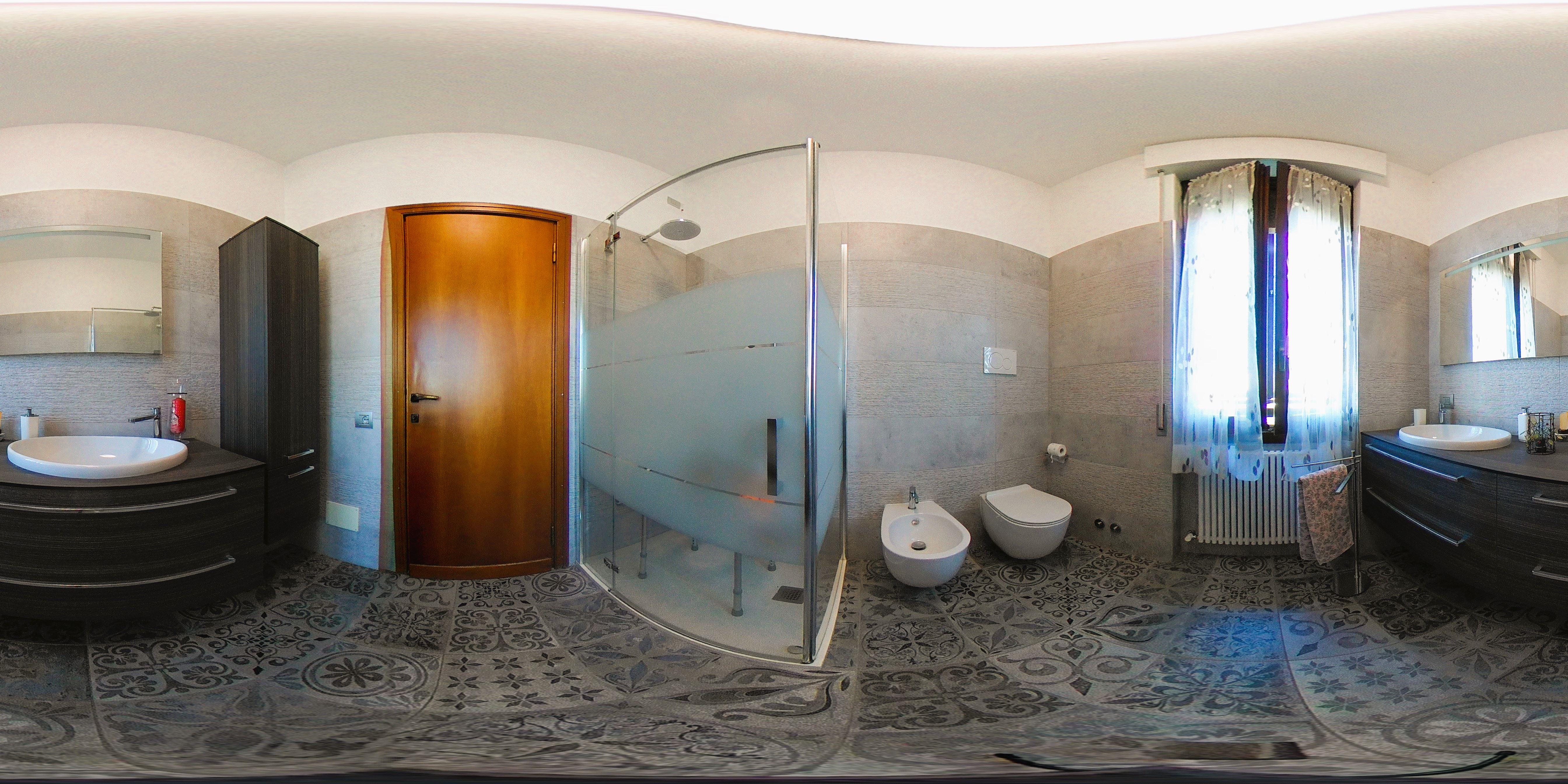 Bagno piano primo