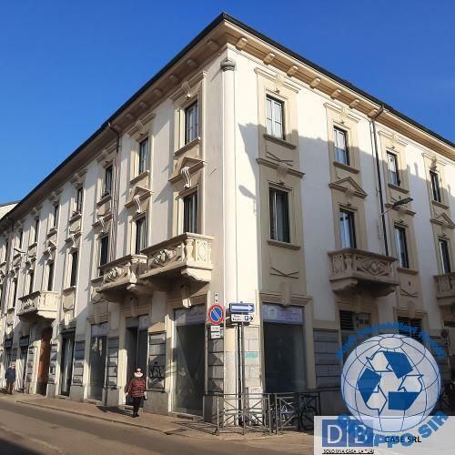 due locali con angolo cottura in residenza d'epoca